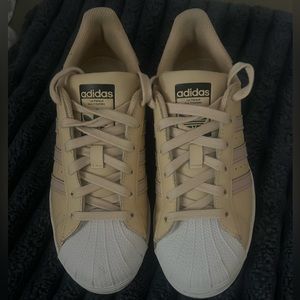 Adidas shell top sneakers. Tan, white and black